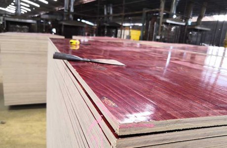 南宁建筑模板厂分析木模板使用次数变少的原因有哪些?